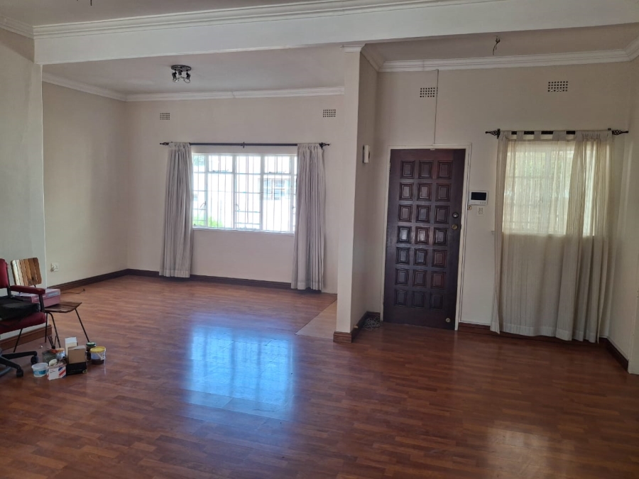 5 Bedroom Property for Sale in Greenside Gauteng
