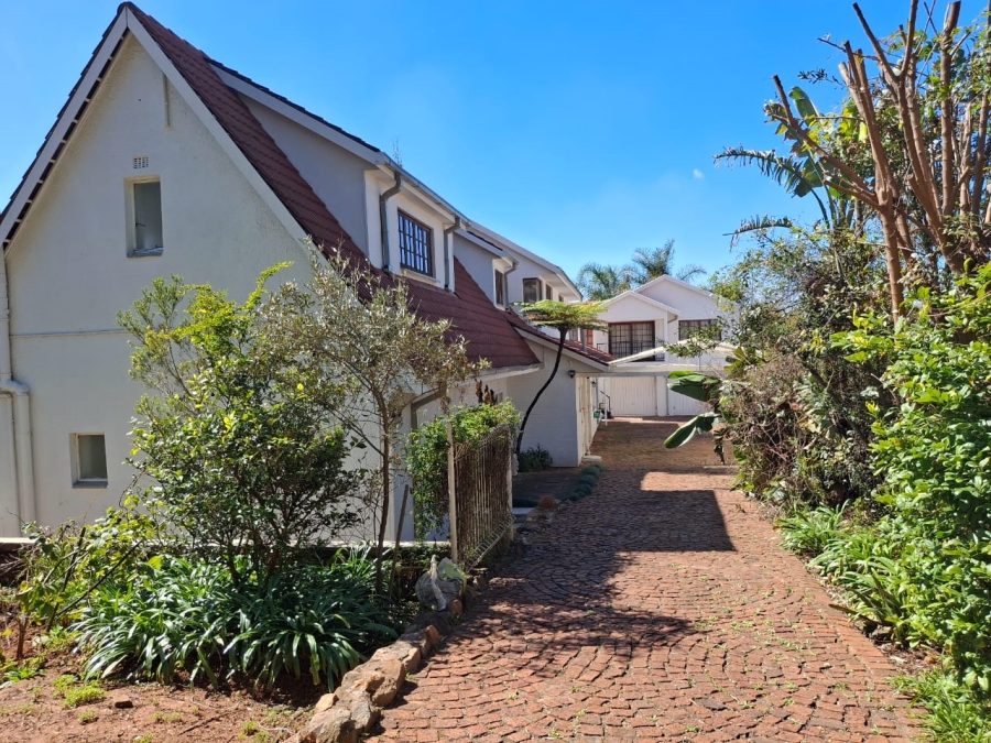 5 Bedroom Property for Sale in Greenside Gauteng