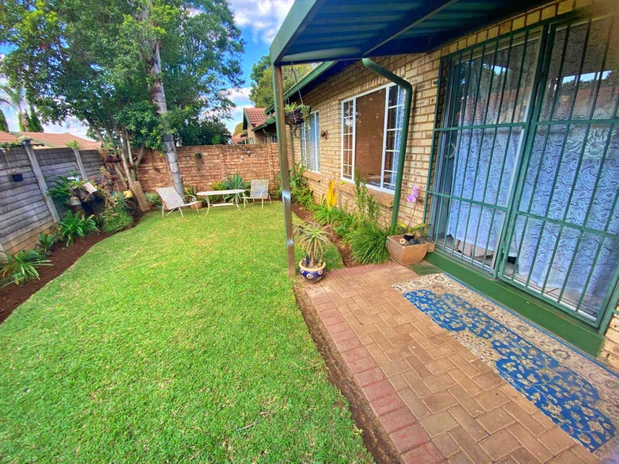 3 Bedroom Property for Sale in Die Wilgers Gauteng