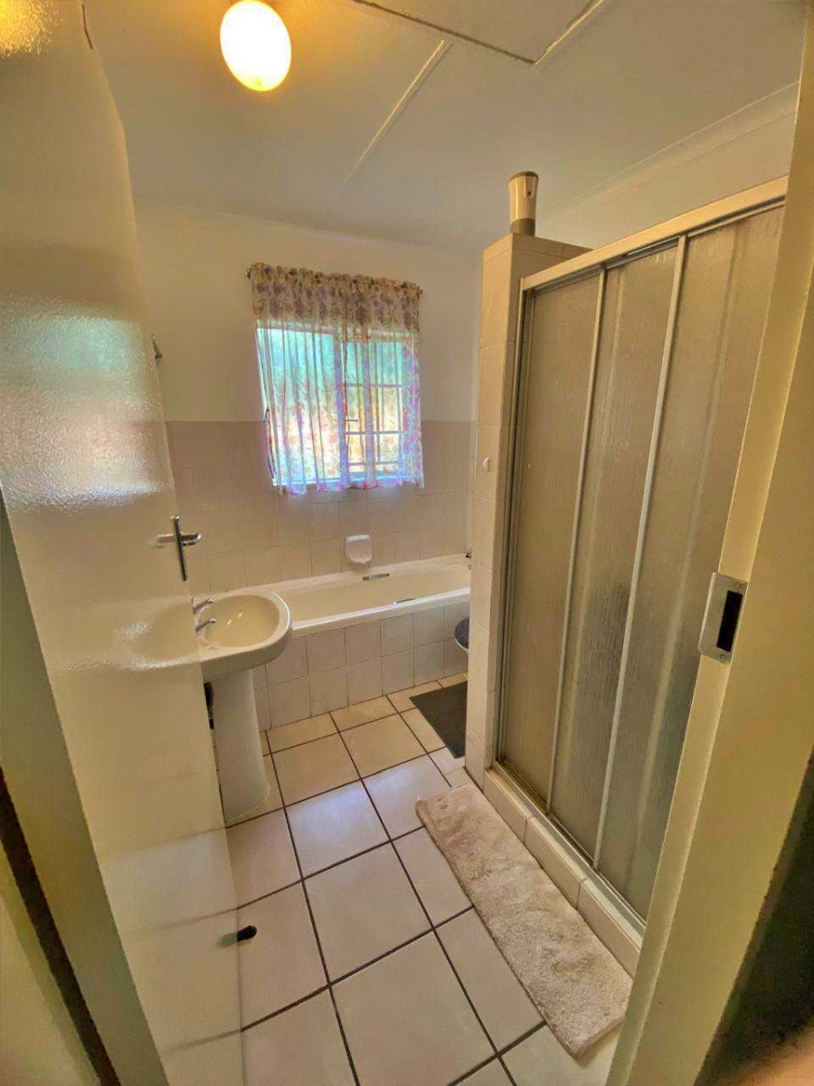3 Bedroom Property for Sale in Die Wilgers Gauteng