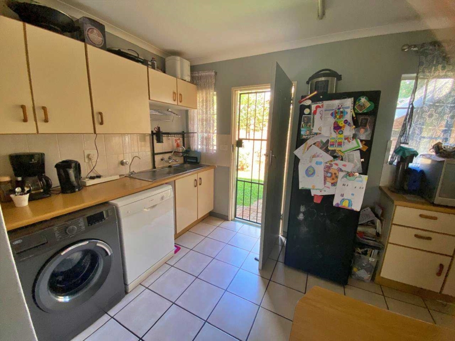 3 Bedroom Property for Sale in Die Wilgers Gauteng