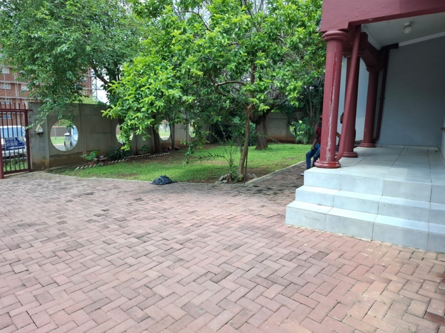 4 Bedroom Property for Sale in Kwaggasrand Gauteng
