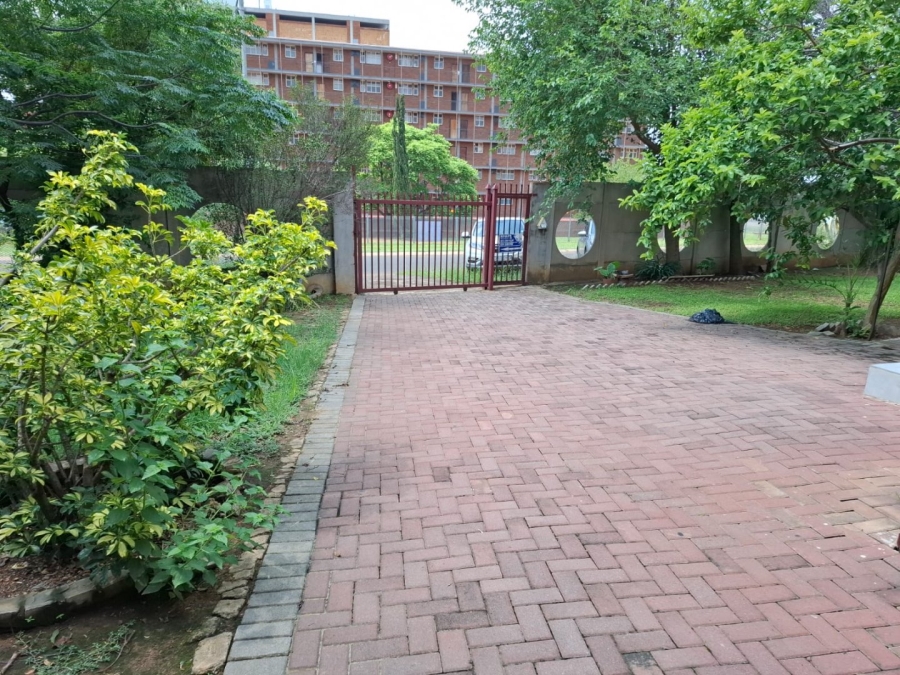4 Bedroom Property for Sale in Kwaggasrand Gauteng