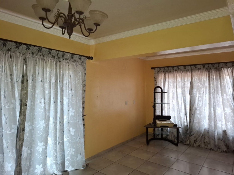 4 Bedroom Property for Sale in Kwaggasrand Gauteng
