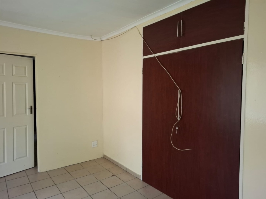 4 Bedroom Property for Sale in Kwaggasrand Gauteng
