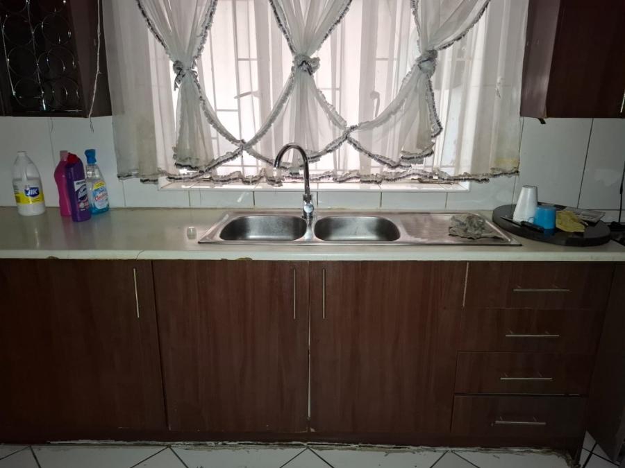 4 Bedroom Property for Sale in Kwaggasrand Gauteng