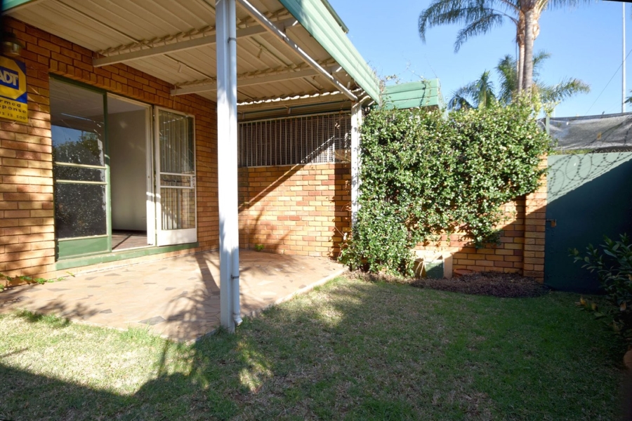 To Let 3 Bedroom Property for Rent in Garsfontein Gauteng