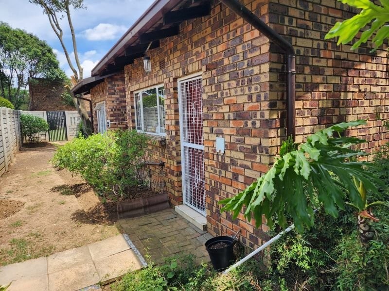 4 Bedroom Property for Sale in Bonaero Park Gauteng