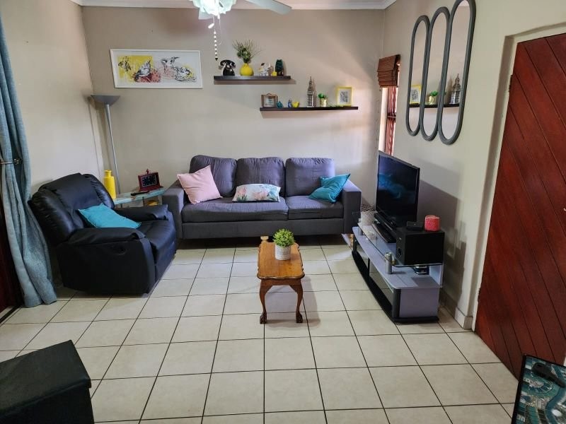 4 Bedroom Property for Sale in Bonaero Park Gauteng