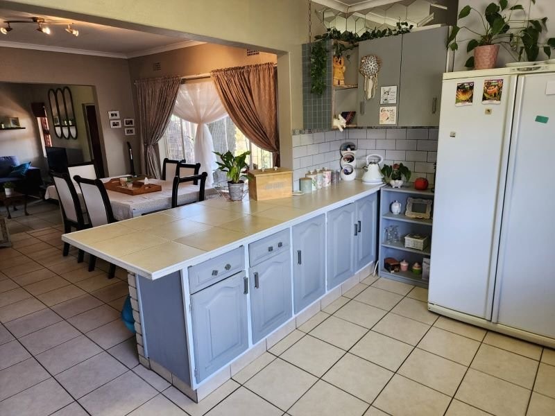 4 Bedroom Property for Sale in Bonaero Park Gauteng