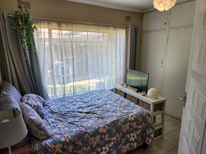 4 Bedroom Property for Sale in Bonaero Park Gauteng
