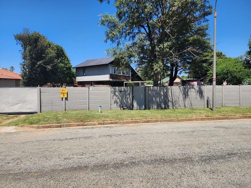 3 Bedroom Property for Sale in Bonaero Park Gauteng