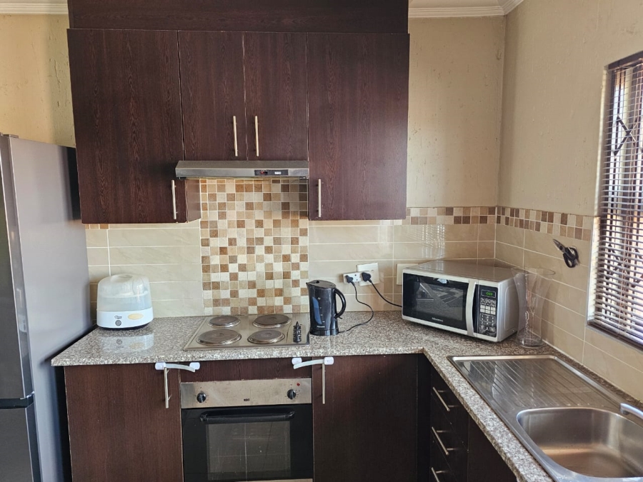 2 Bedroom Property for Sale in Brackendowns Gauteng