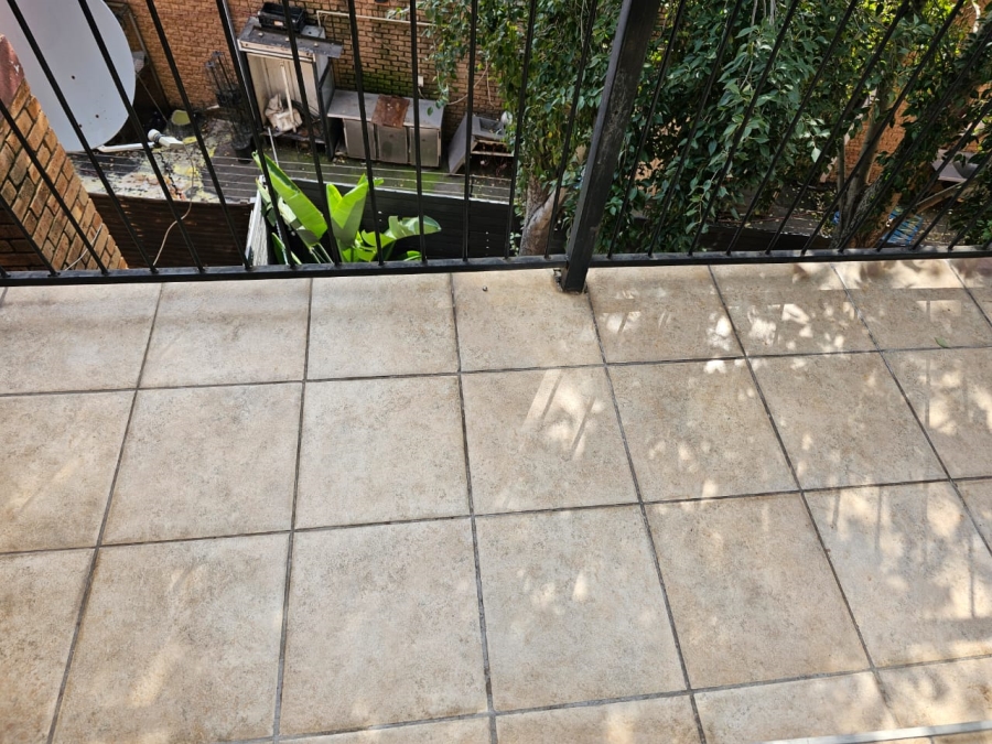 2 Bedroom Property for Sale in Brackendowns Gauteng