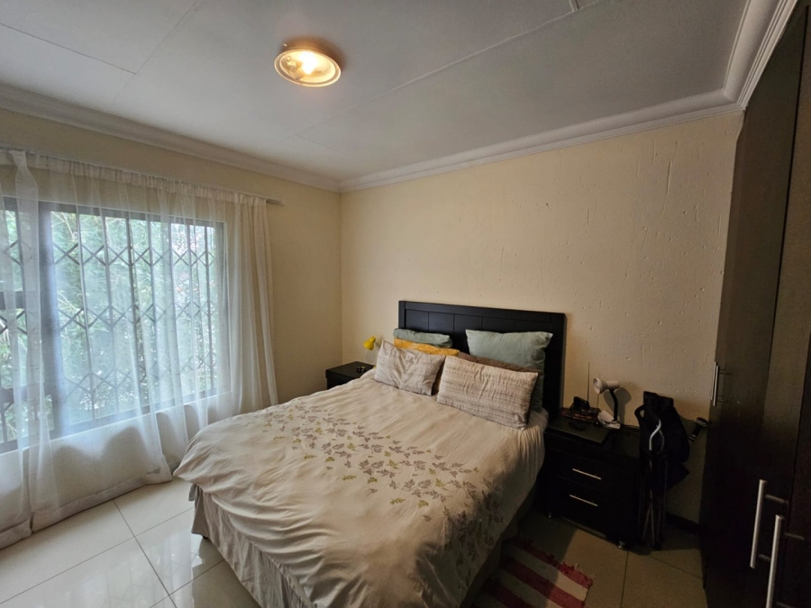 2 Bedroom Property for Sale in Brackendowns Gauteng