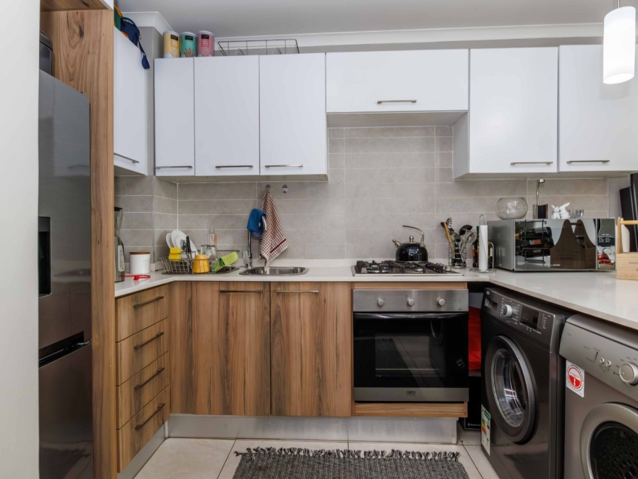 1 Bedroom Property for Sale in Modderfontein Gauteng