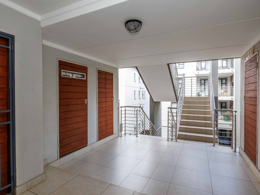 1 Bedroom Property for Sale in Modderfontein Gauteng