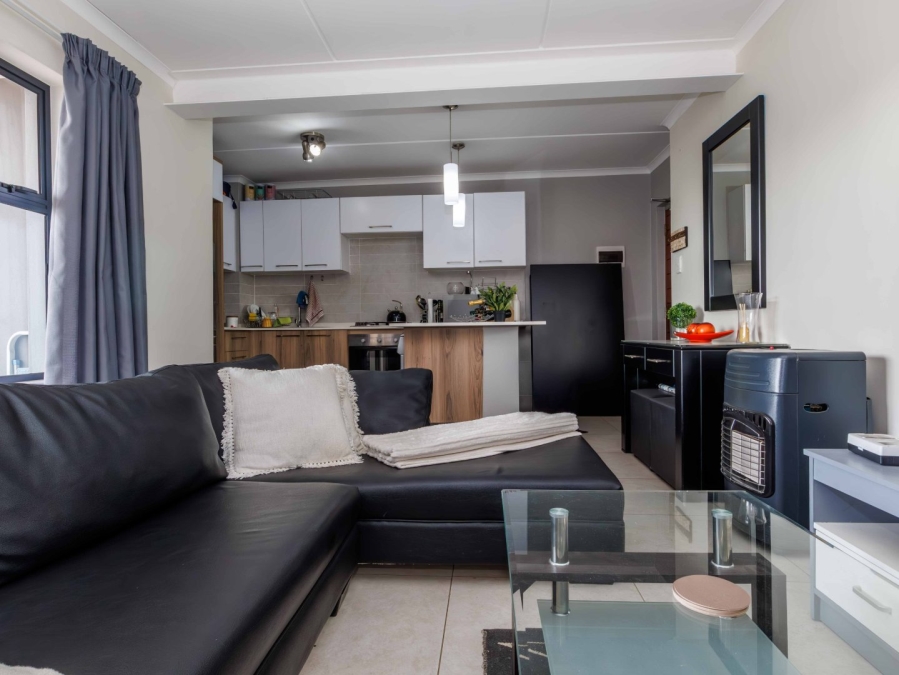 1 Bedroom Property for Sale in Modderfontein Gauteng