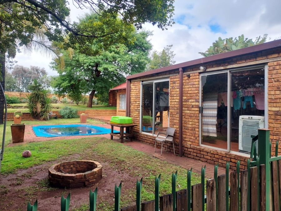 3 Bedroom Property for Sale in Wierda Park Gauteng