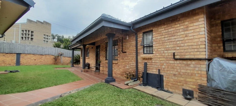 To Let 2 Bedroom Property for Rent in Moreleta Park Gauteng