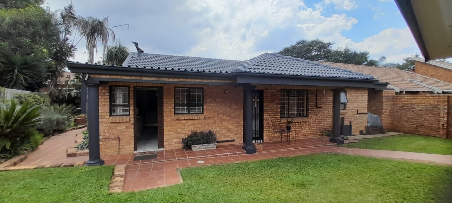 To Let 2 Bedroom Property for Rent in Moreleta Park Gauteng