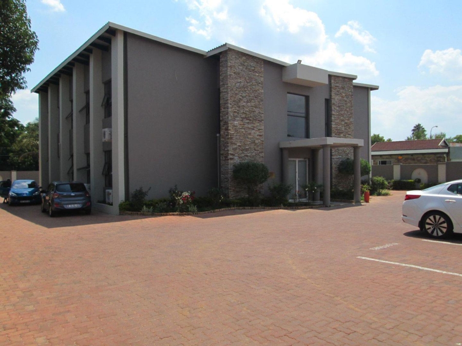 To Let commercial Property for Rent in Brackenhurst Gauteng
