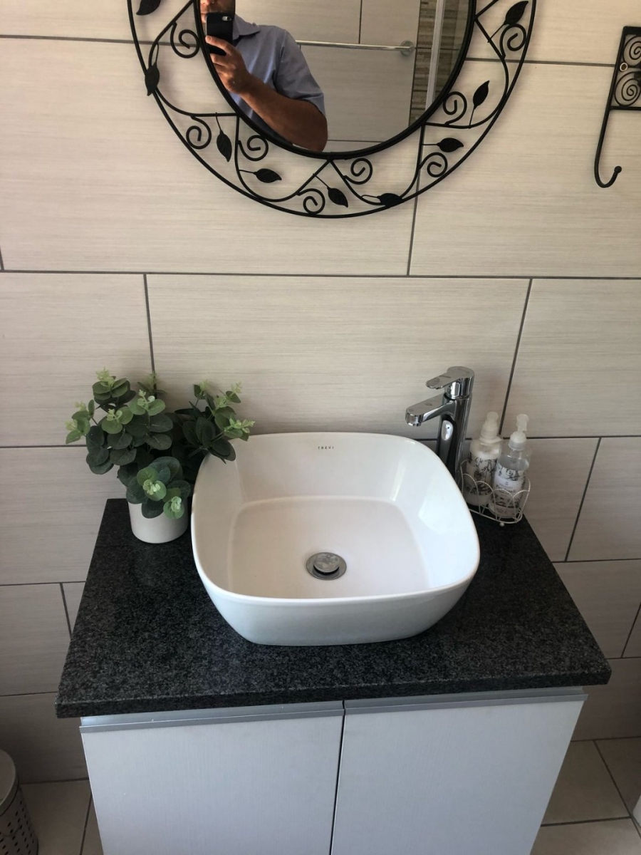 To Let 3 Bedroom Property for Rent in Elardus Park Gauteng