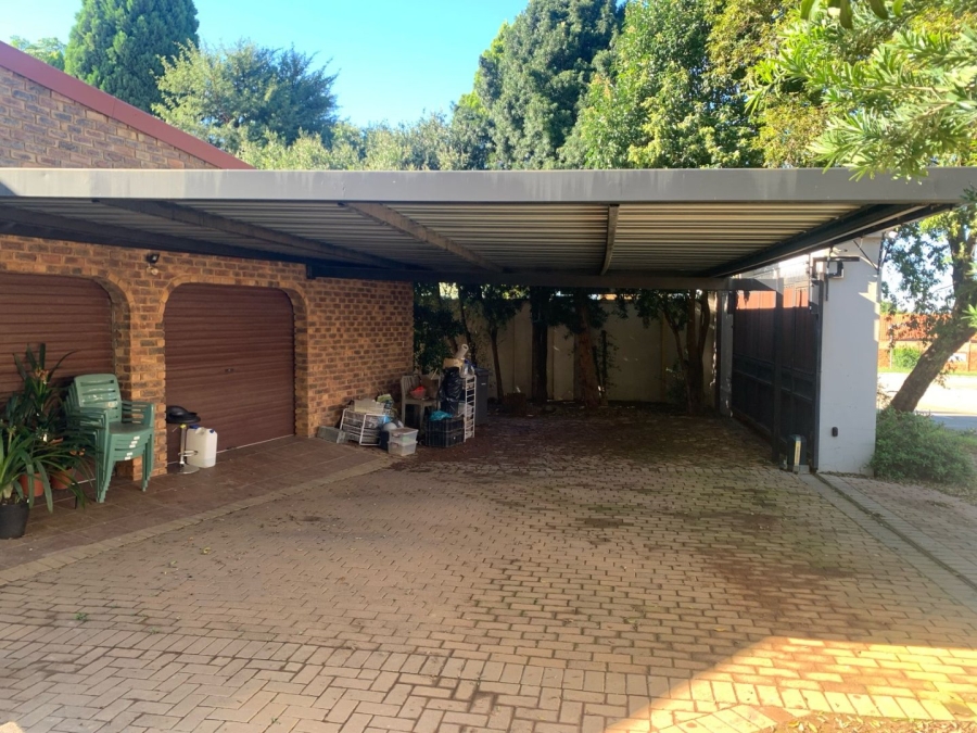 To Let 3 Bedroom Property for Rent in Elardus Park Gauteng