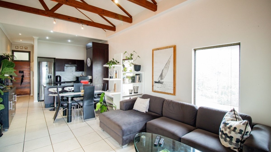 To Let 2 Bedroom Property for Rent in Bryanston Gauteng