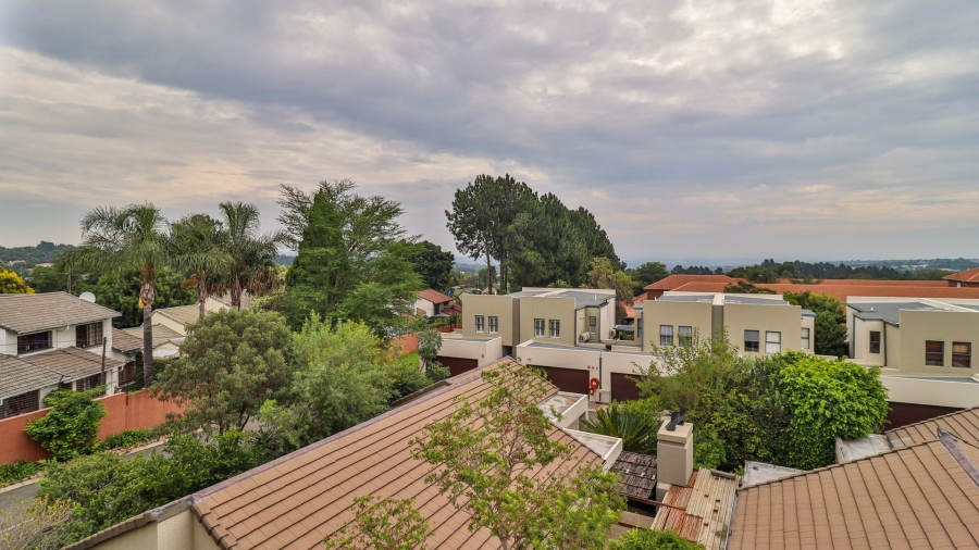 To Let 2 Bedroom Property for Rent in Bryanston Gauteng