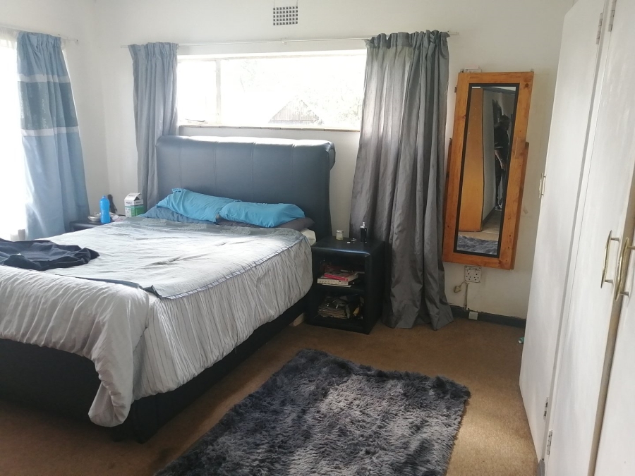3 Bedroom Property for Sale in Strubenvale Gauteng