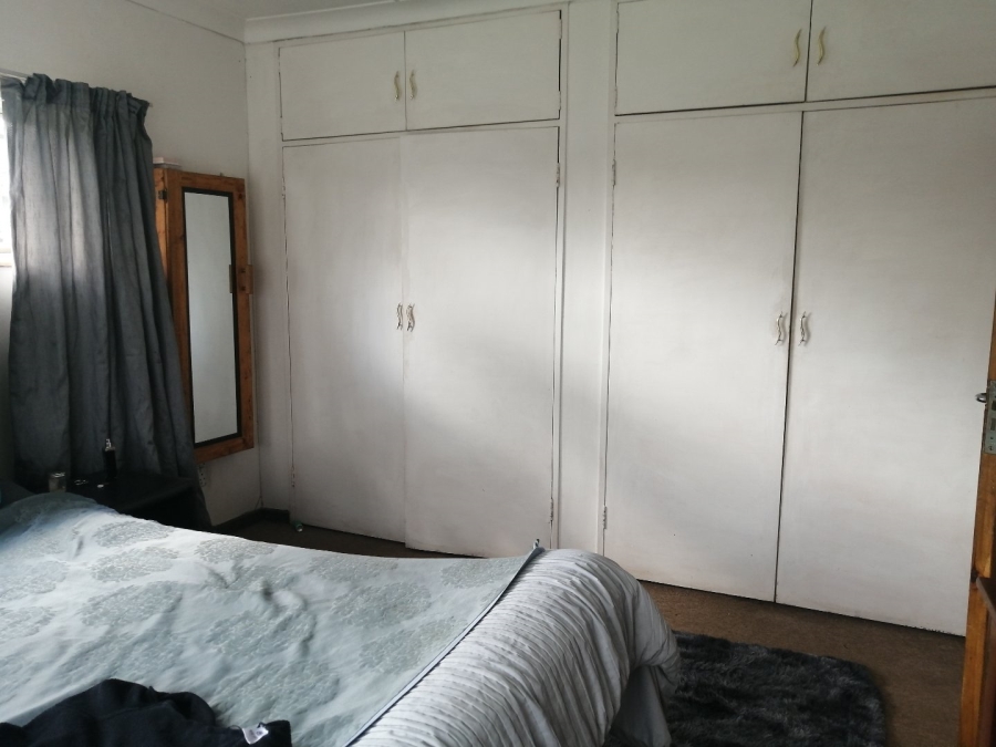 3 Bedroom Property for Sale in Strubenvale Gauteng