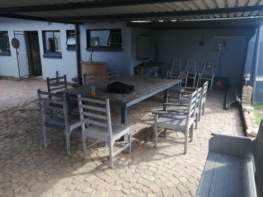 3 Bedroom Property for Sale in Strubenvale Gauteng