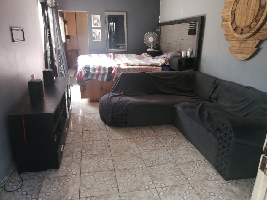 3 Bedroom Property for Sale in Strubenvale Gauteng