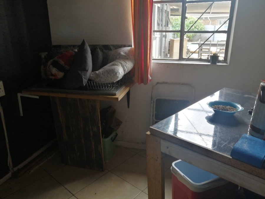 3 Bedroom Property for Sale in Strubenvale Gauteng