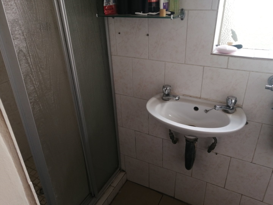 3 Bedroom Property for Sale in Strubenvale Gauteng