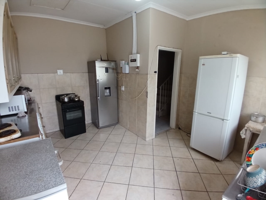 11 Bedroom Property for Sale in Westdene Gauteng