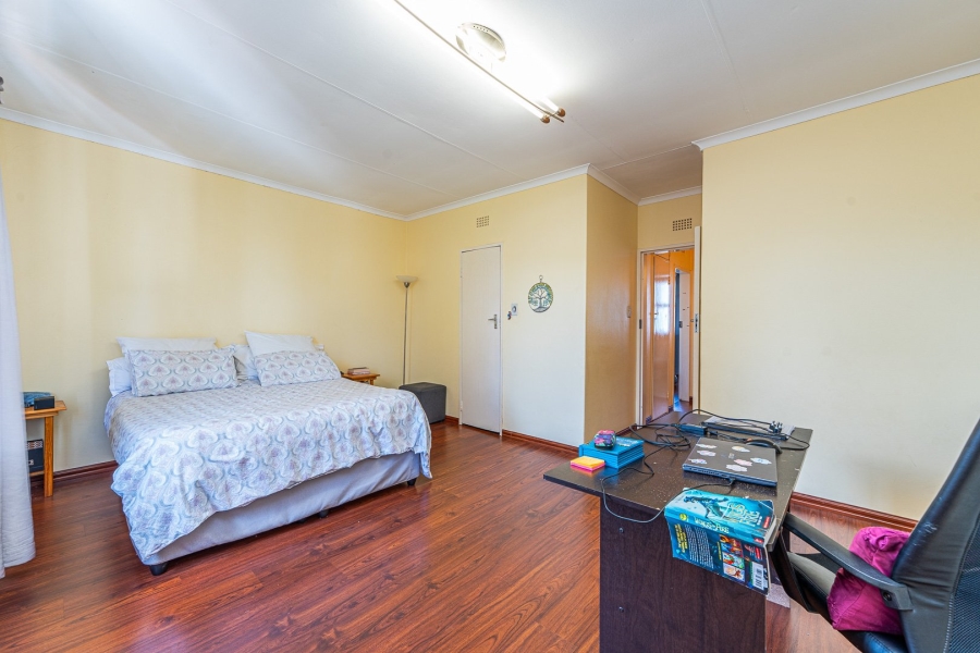 2 Bedroom Property for Sale in Florida North Gauteng
