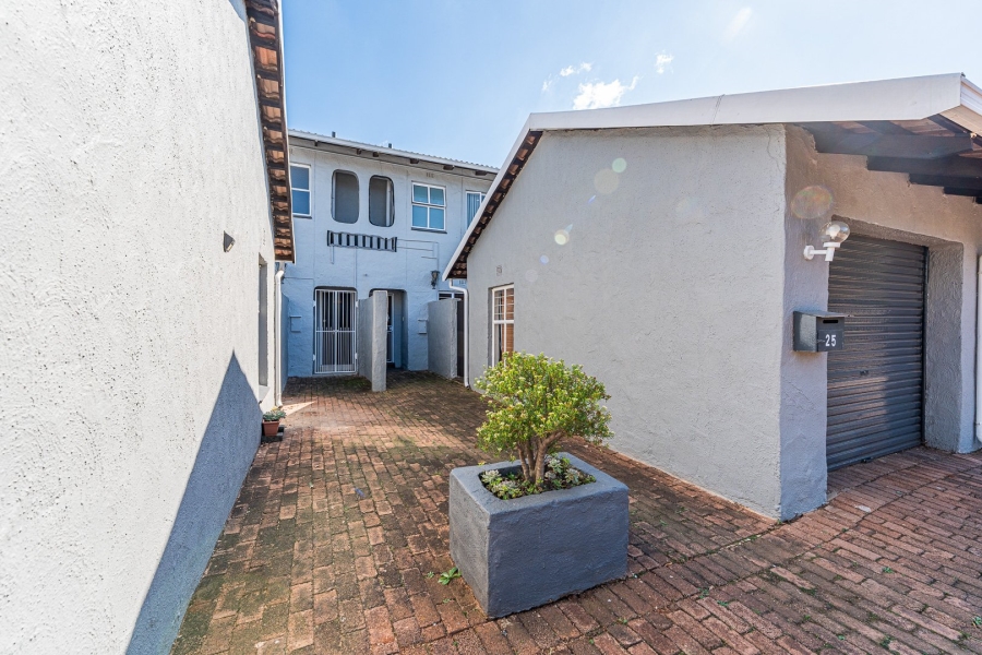 2 Bedroom Property for Sale in Florida North Gauteng