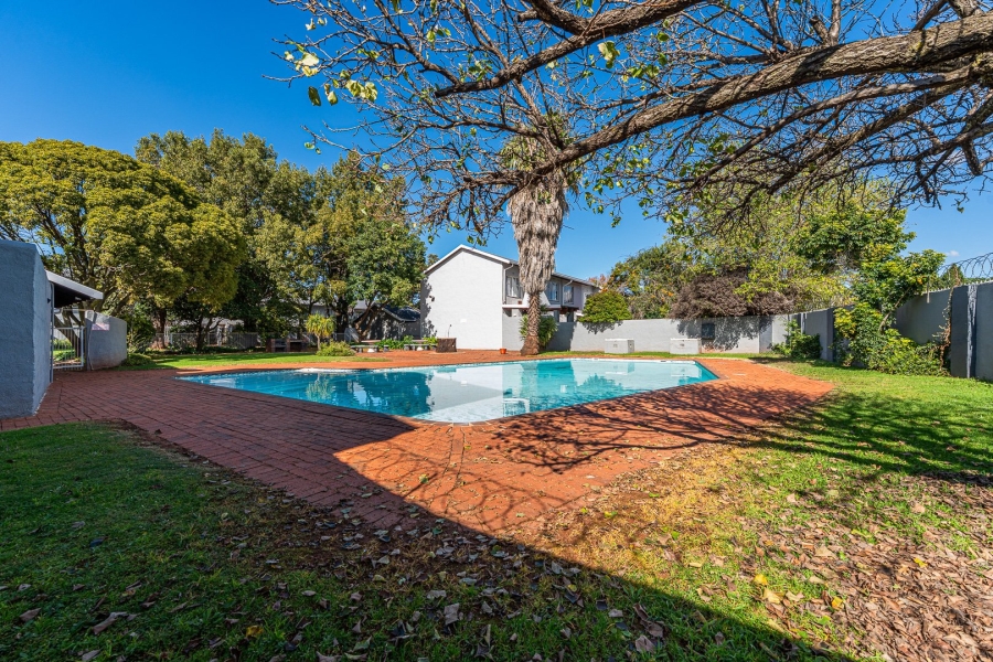 2 Bedroom Property for Sale in Florida North Gauteng
