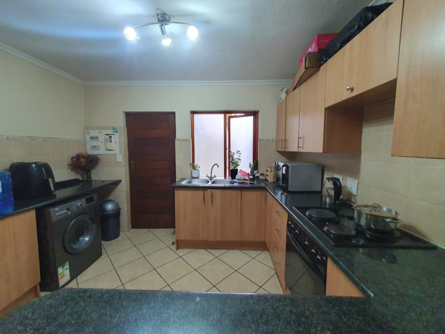 2 Bedroom Property for Sale in Montana Gauteng