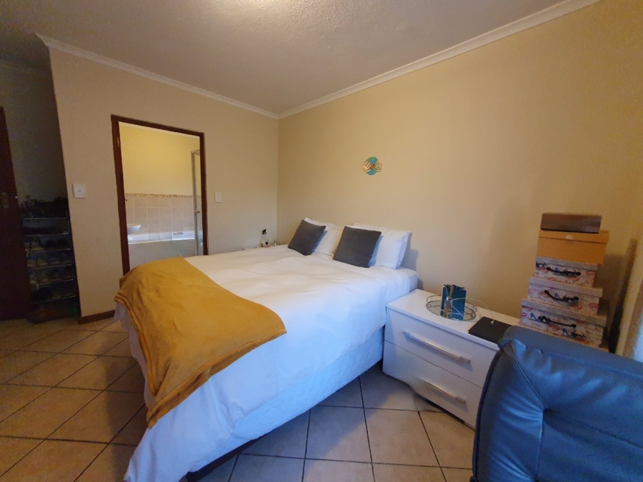 2 Bedroom Property for Sale in Montana Gauteng