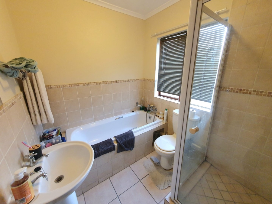 2 Bedroom Property for Sale in Montana Gauteng