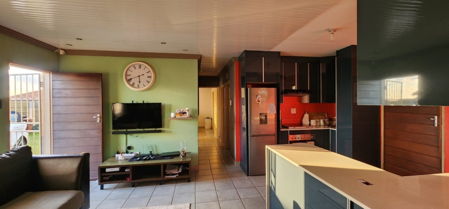 3 Bedroom Property for Sale in Sky City Gauteng