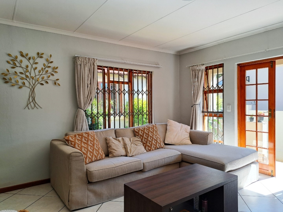 To Let 3 Bedroom Property for Rent in Olivedale Gauteng
