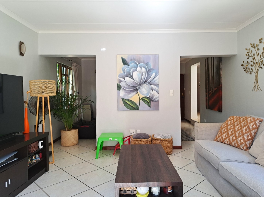 To Let 3 Bedroom Property for Rent in Olivedale Gauteng