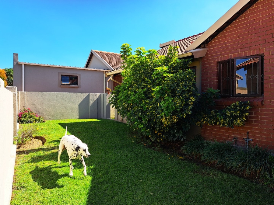 To Let 3 Bedroom Property for Rent in Olivedale Gauteng