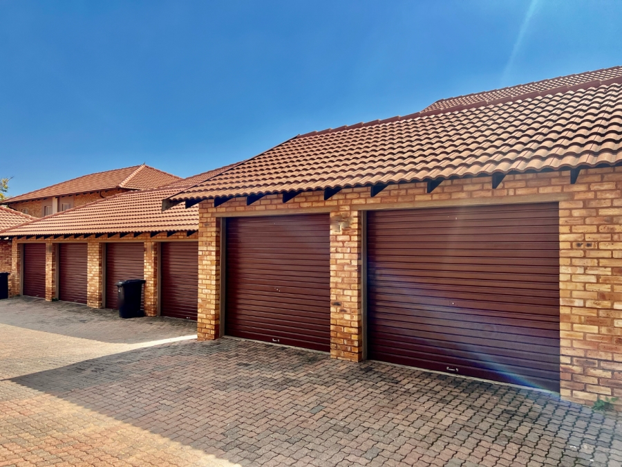 3 Bedroom Property for Sale in Hazeldean Gauteng