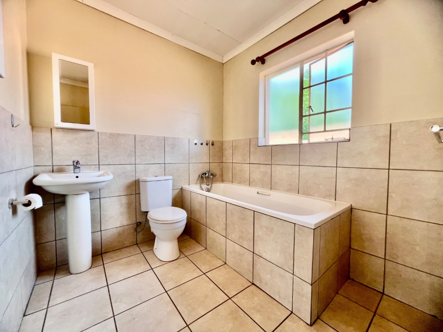 3 Bedroom Property for Sale in Hazeldean Gauteng