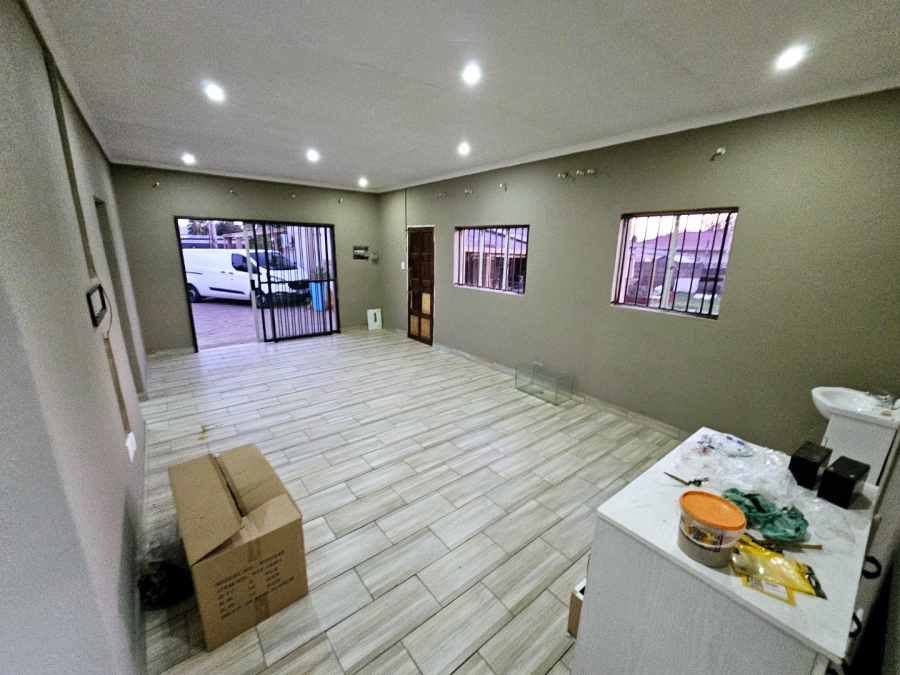To Let 3 Bedroom Property for Rent in Erasmia Gauteng